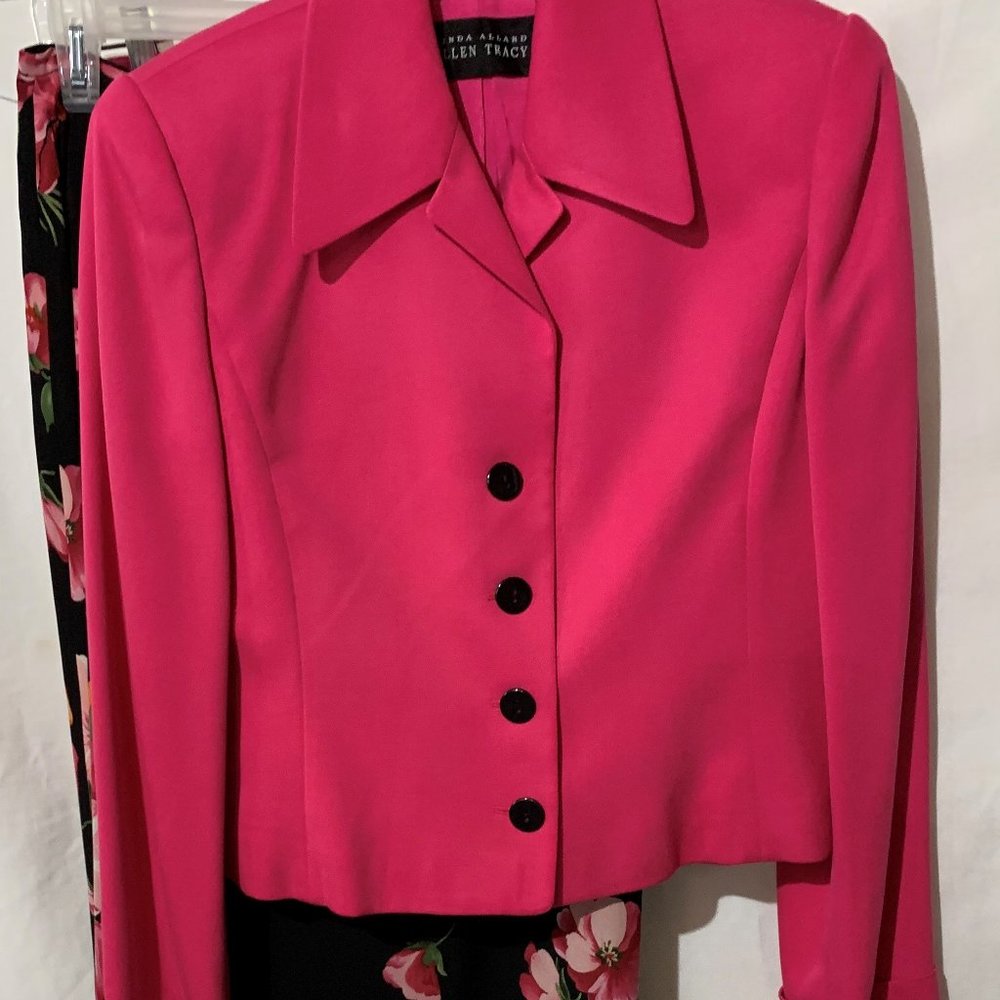 Ellen Tracy 100% silk jacket & skirt